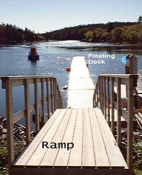 floating dock & Ramp.gif (172424 bytes)
